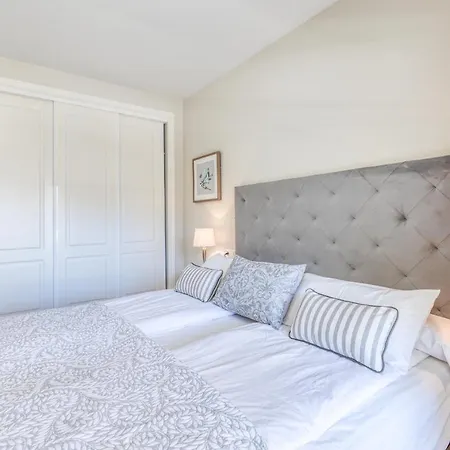 Hanami Puerto Alto Pa 1-5 * Естепона