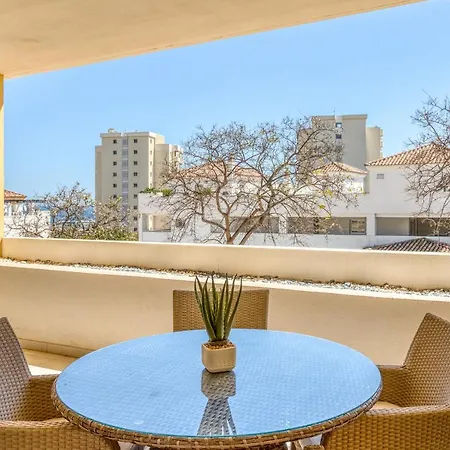 Hanami Puerto Alto Pa 1-5 * إِستيبونا